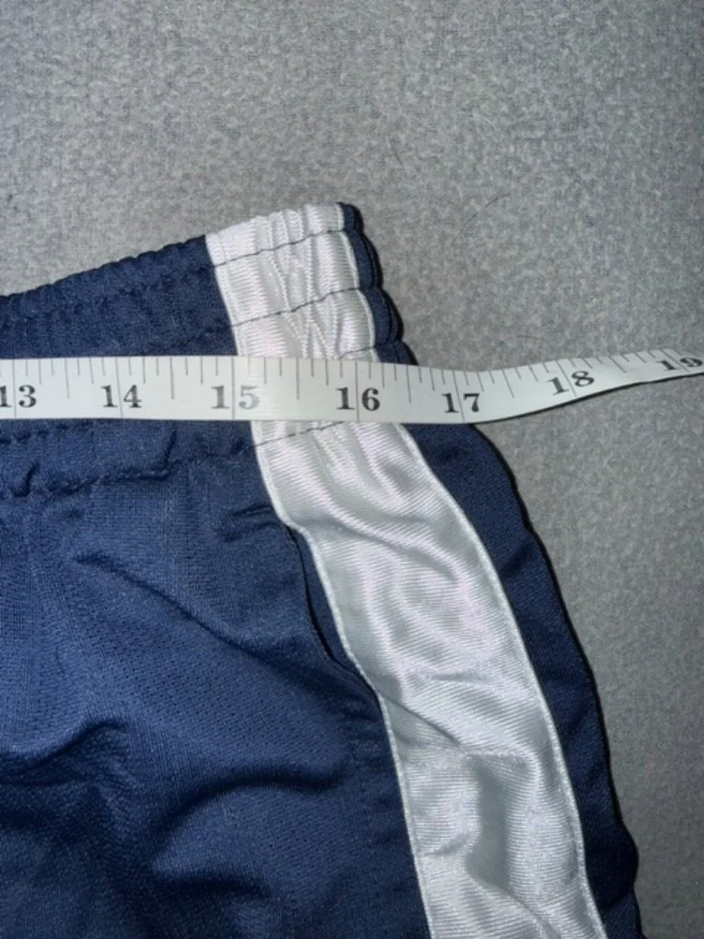Nike Mens Large Basketball Shorts Navy Blue White Athletic Training Gym Shorts